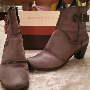 Pikolinos ankle boot, 2 inch heel